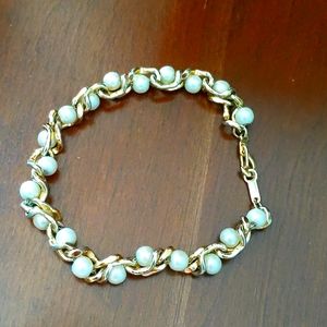 Gold and peal bracelet